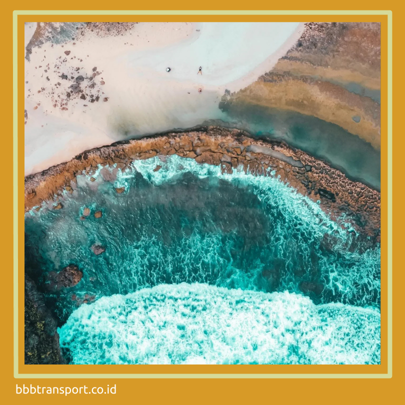 rekomendasi pantai di malang